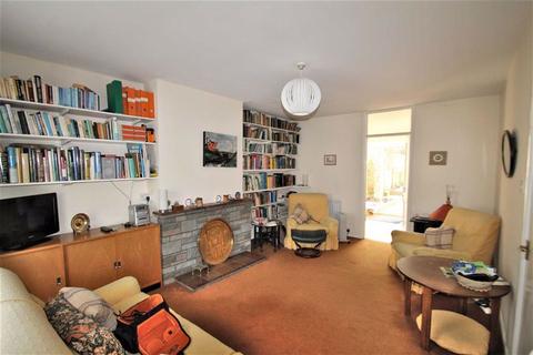 19 Cricketers Drive, Meopham, Gravesend, DA13 0AX