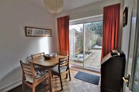 19 Cricketers Drive, Meopham, Gravesend, DA13 0AX
