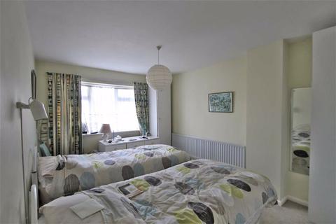 19 Cricketers Drive, Meopham, Gravesend, DA13 0AX