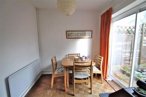 19 Cricketers Drive, Meopham, Gravesend, DA13 0AX