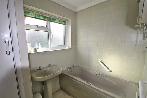 19 Cricketers Drive, Meopham, Gravesend, DA13 0AX