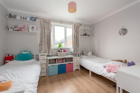 2 Cambridge Road, West Molesey, KT8 2AU