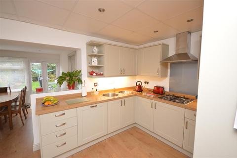 10 Ashton Road, Birmingham, B25 8NZ