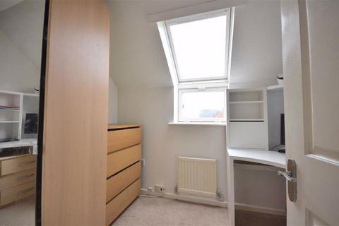 20 Chestnut Road, Abbeymead, Gloucester, GL4 4XZ