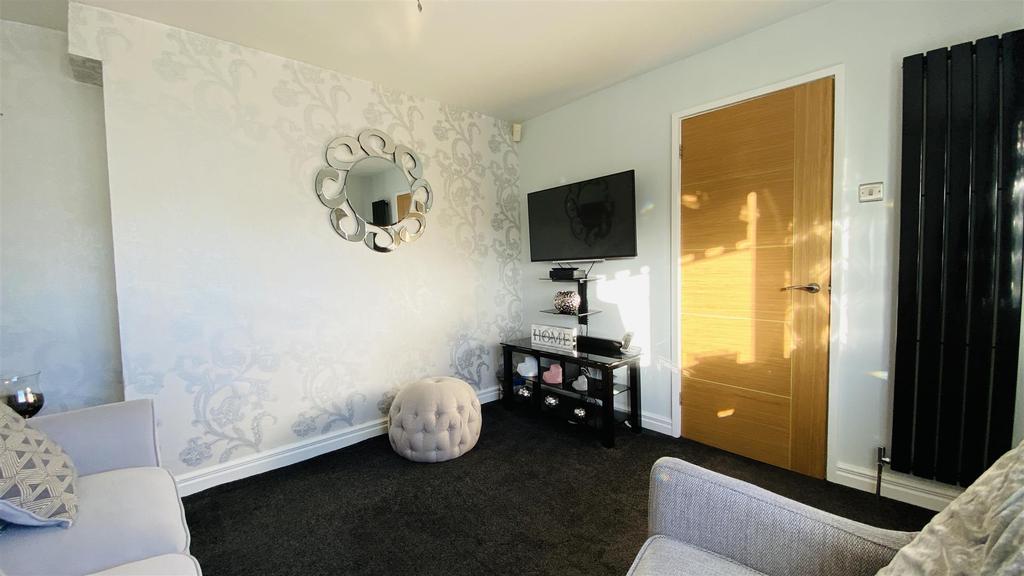 Watson Close, DaltonleDale, Seaham 2 bed semidetached house £149,950