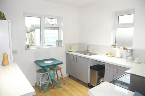 14 Brackendale, Potters Bar, EN6 2LU