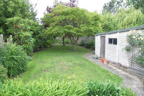 14 Brackendale, Potters Bar, EN6 2LU