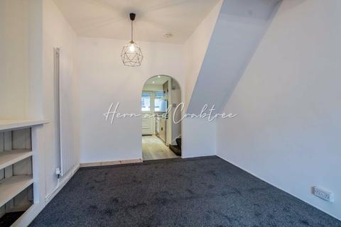 18 Orchard Place, Cardiff, CF11 9DY