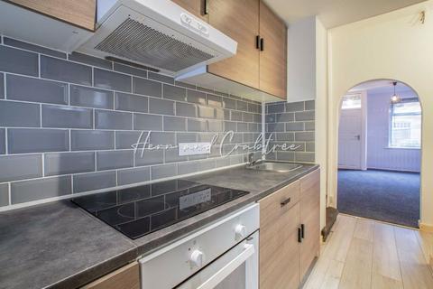 18 Orchard Place, Cardiff, CF11 9DY