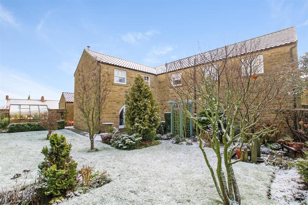 Harthorn Court, Aldbrough St. John, Richmond 4 bed detached house £