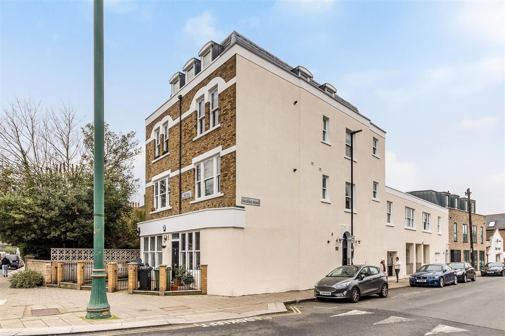 3, 130 Dalberg Road-8.JPG