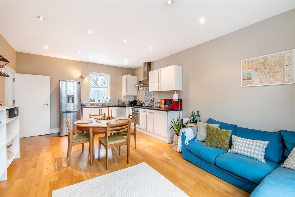 3, 130 Dalberg Road-5.JPG