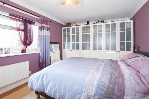 36 Orton Close, Margaretting, Ingatestone, CM4 9JN