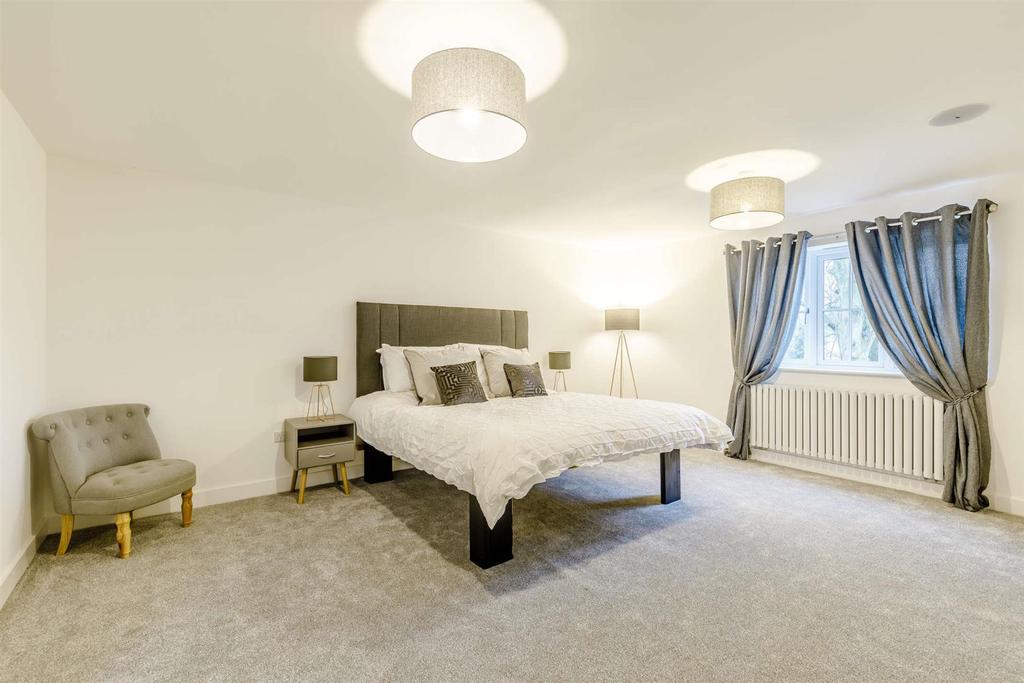 Main Bedroom