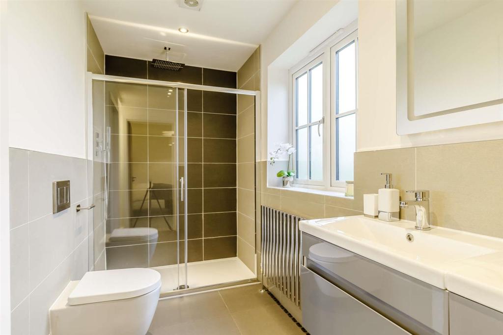 Bedroom Two Ensuite