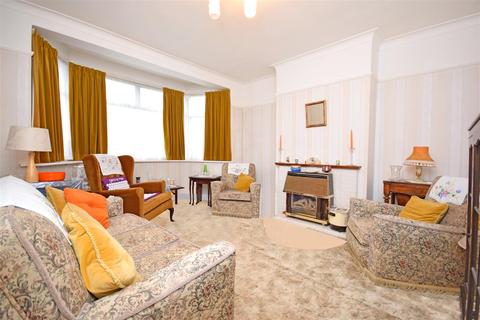 30 Abbotts Drive, Wembley, HA0 3SD