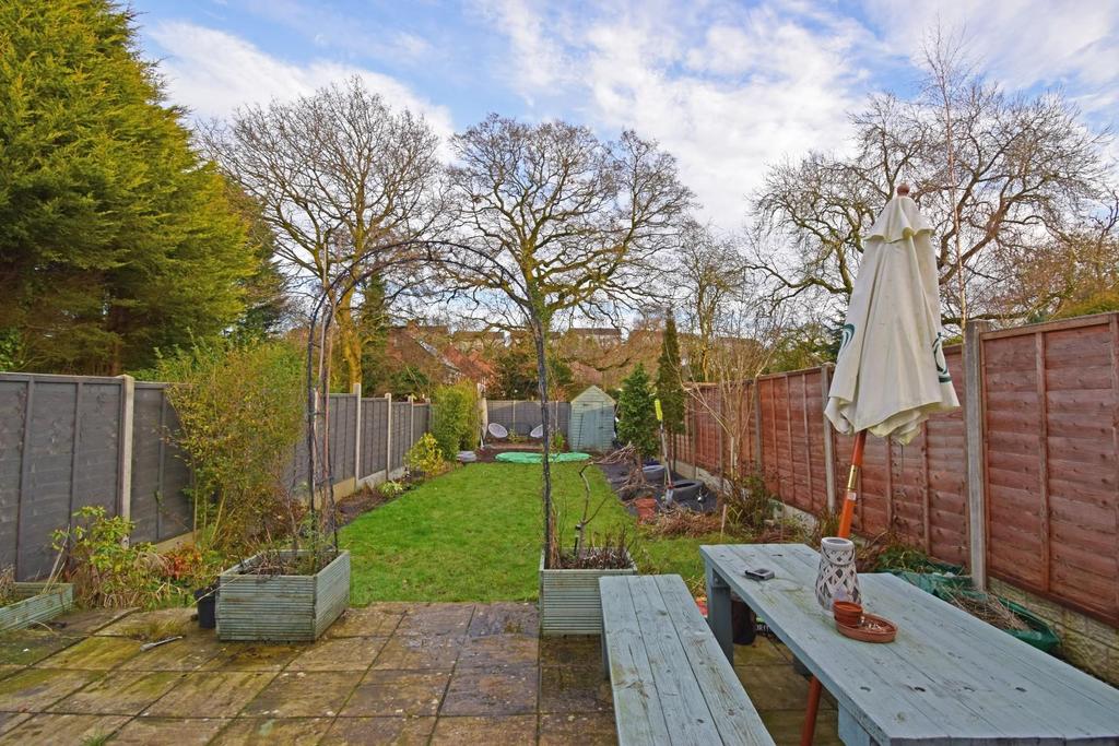 27 Beverley Road, Rubery, Worcestershire, B45 9JG 3 bed semidetached