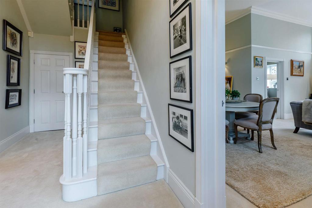 8438162-interior25-800.jpg