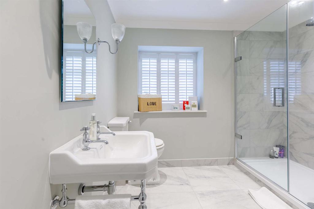 8438162-interior30-800.jpg