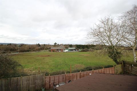 8 Dancing Close, Undy, Caldicot, NP26 3JT