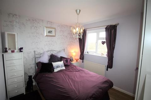 8 Dancing Close, Undy, Caldicot, NP26 3JT