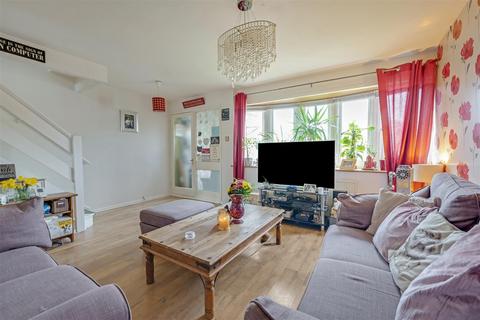 48 Bramble Road, Leigh-on-sea, SS9 5HB