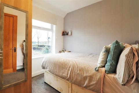 88 Holmsdale Grove, Bexleyheath, DA7 6NY