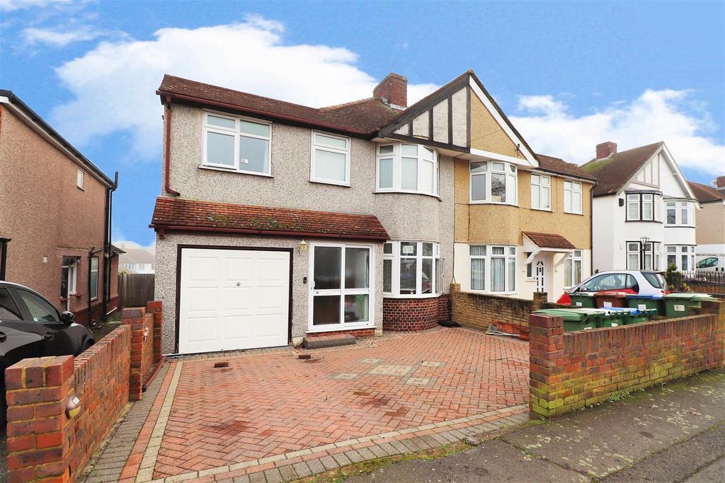 Appledore Avenue, Bexleyheath 5 bed semidetached house £475,000