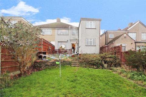 40 Appledore Avenue, Bexleyheath, DA7 6QH