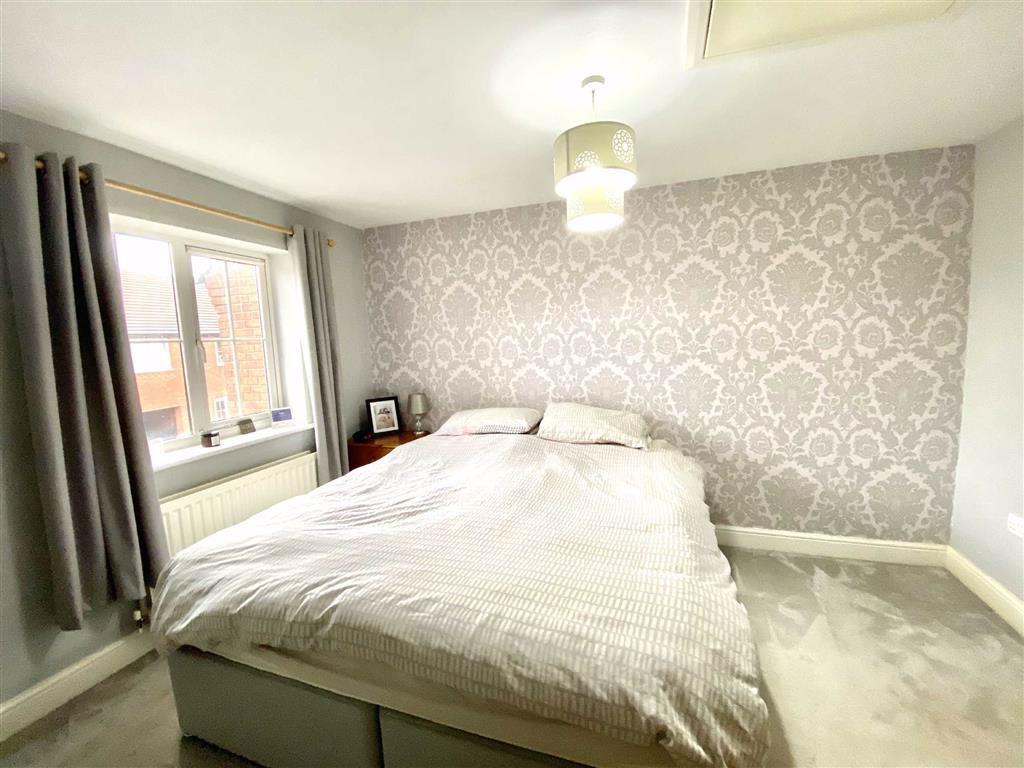 Bedroom 1 (front) with en-suite shower