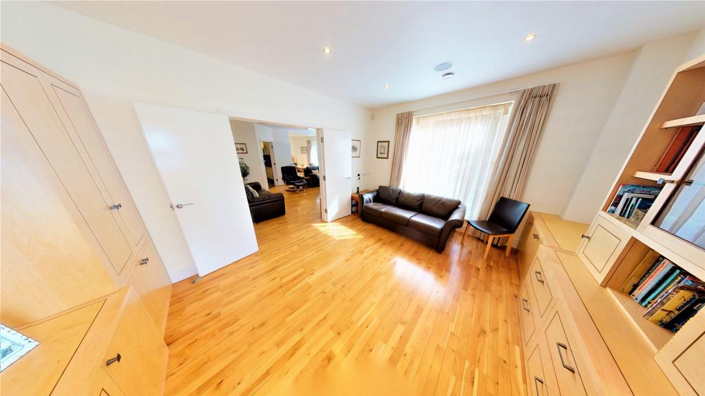 Bedroom 3 / Office / Sitting R