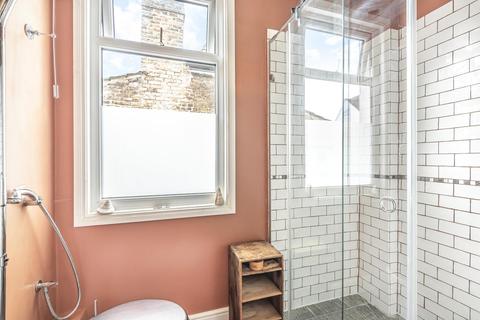 93 Thurlestone Road, London, SE27 0PE