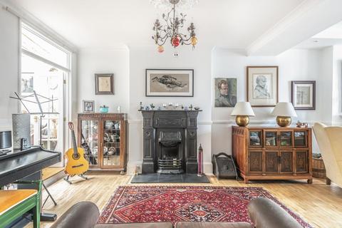 93 Thurlestone Road, London, SE27 0PE