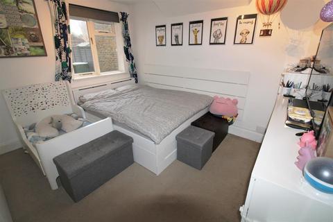 114a Park View Road, Welling, DA16 1SJ