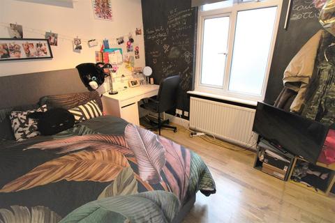 114a Park View Road, Welling, DA16 1SJ