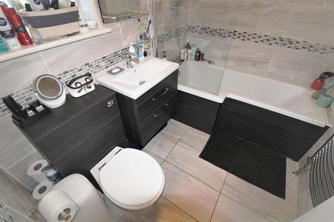 114a Park View Road, Welling, DA16 1SJ
