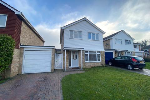 16 Benning Way, Wokingham, RG40 1XX