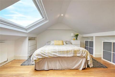 72a West Road, London, E15 3PY