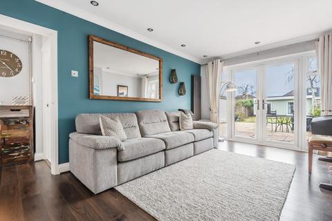 55 Crouch Croft, London, SE9 3HZ