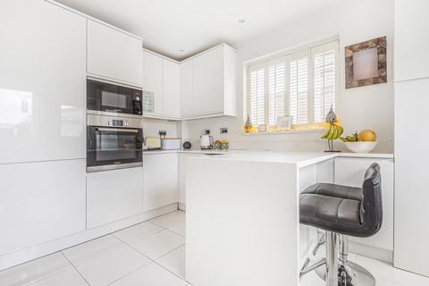 55 Crouch Croft, London, SE9 3HZ