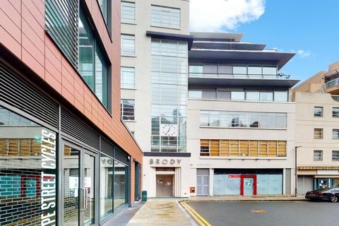1 bedroom apartment to rent, Strype Street, E1