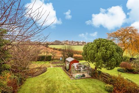 13 Don Avenue, Wetherby, LS22 7UG
