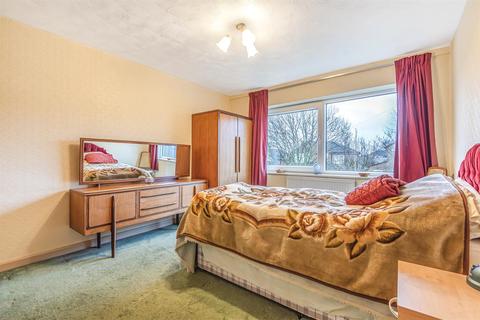 13 Don Avenue, Wetherby, LS22 7UG