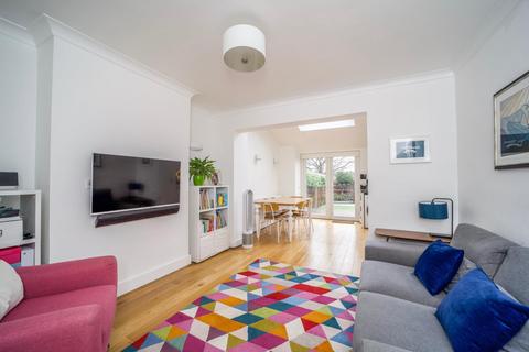 65 Queens Road, New Malden, KT3 6BY