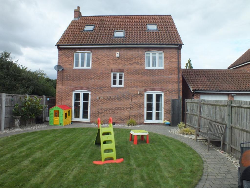 Hedge Lane, Witham St Hughs, Lincoln, LN6 9QE 5 bed detached house to