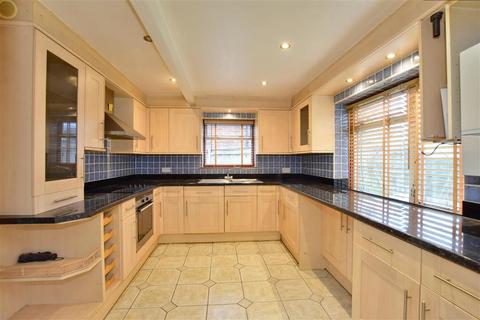 19 Shakespeare Road, Tonbridge, TN9 2QH