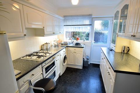 75 Crown Road, Clacton-on-sea, CO15 1AU