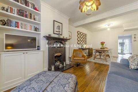 8 Datchet Road, London, SE6 4BX