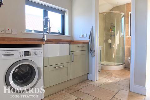 1, Wood Farm Cottages Plumstead Road, Edgefield, Melton Constable, NR24 2AQ