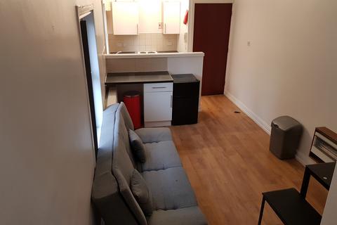 1 bedroom apartment to rent, Cross Road, Leicester,  LE2